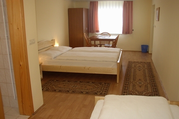 Croazia Privát Drežnik Grad, Esterno